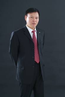 曹全身个人照 曹全身个人照